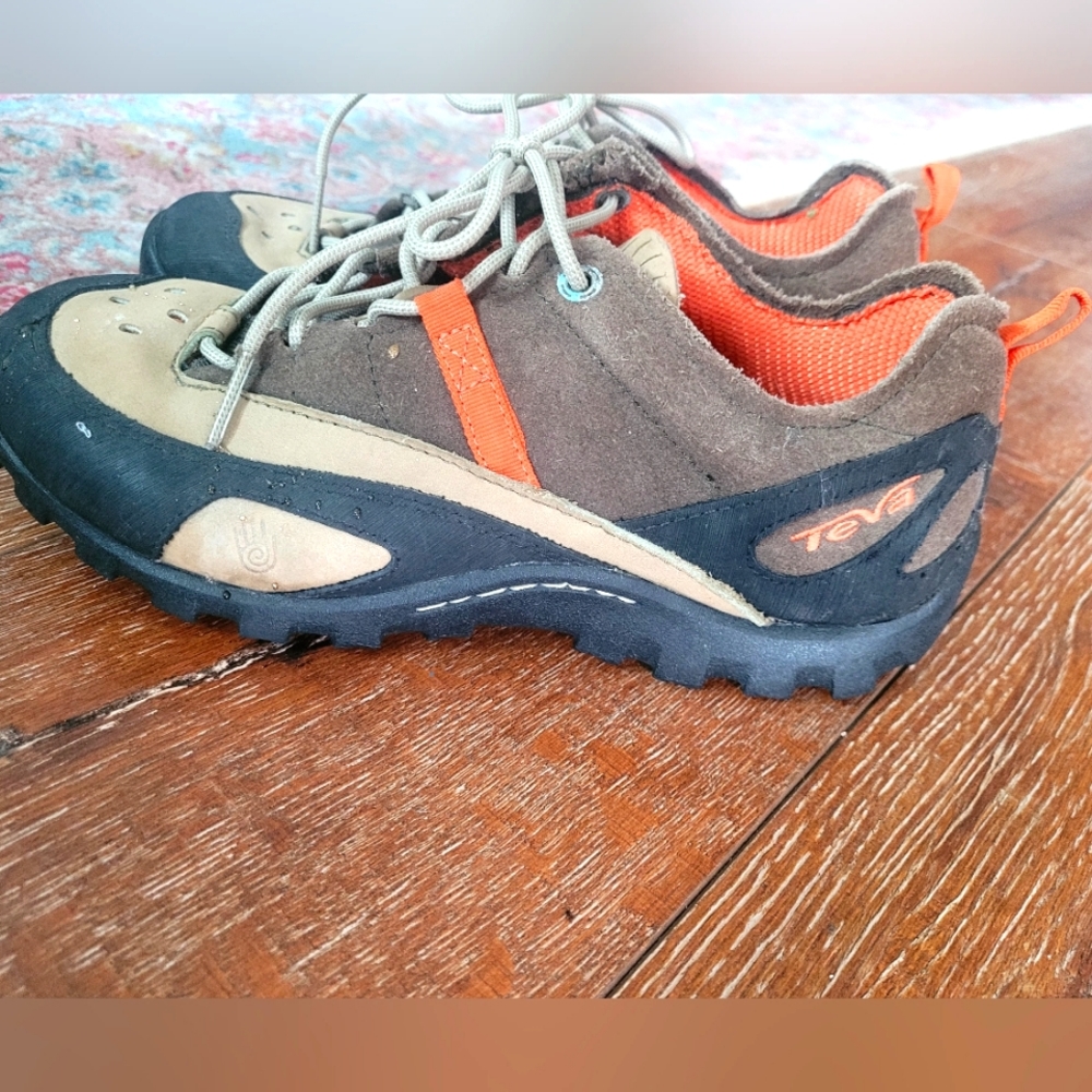 Teva womens trail shoe